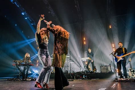 female alternative bands|18 Female Indie Artists That Can’t Go Unnoticed.
